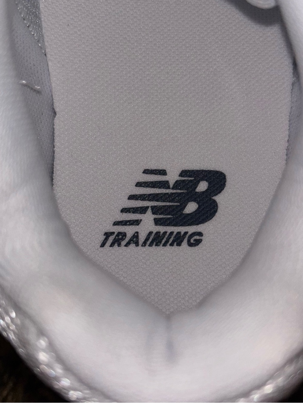New Balance Women’s 624 Training Size 6.5 D Wide White WX624WT2 New Shoes - Picture 6 of 7